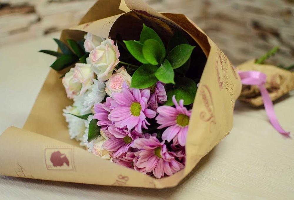 Букет цветов из: Розы и Хризантемы в Прокопьевске