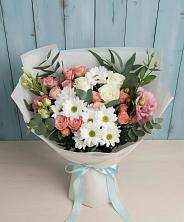 Букет цветов из:  Розы, Лизиантусы и Хризантемы в Прокопьевске
