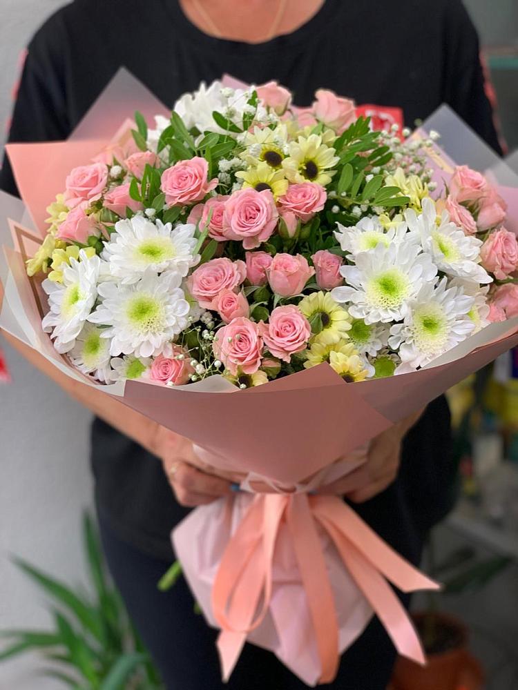 Букет цветов из: Розы и Хризантемы в Прокопьевске