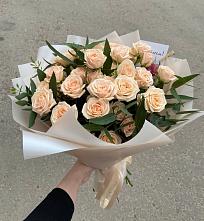 Букет Кремовые розы Латте в Прокопьевске