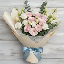Букет цветов из:  Лизиантусы в Прокопьевске