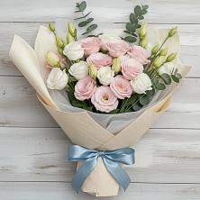 Букет цветов из:  Лизиантусы в Прокопьевске