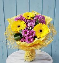 Букет цветов из:  Хризантемы и Герберы в Прокопьевске