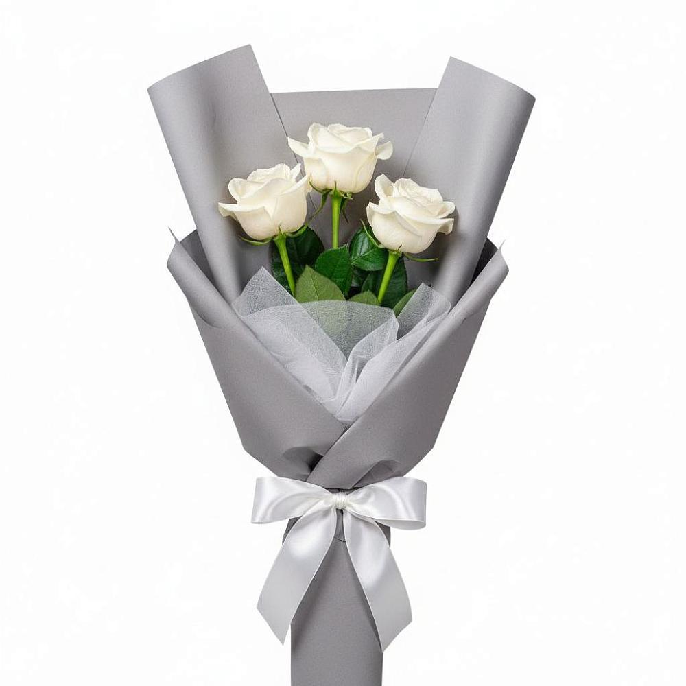 Букет 3 белые розы в Прокопьевске