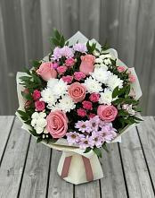 Букет цветов из:  Альстромерии, Гвоздики, Розы и Хризантемы в Прокопьевске