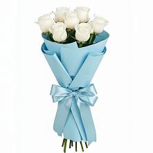 Букет 7 белых роз Проуд в Прокопьевске