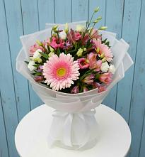 Букет цветов из:  Герберы, Альстромерии и Лизиантусы #REPLACE_PRED# Прокопьевске
