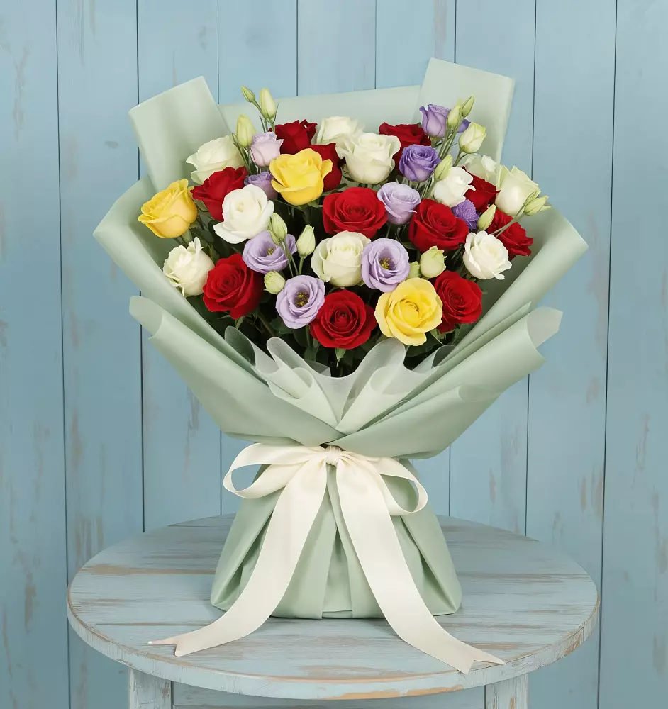 Букет цветов из: Розы в Прокопьевске